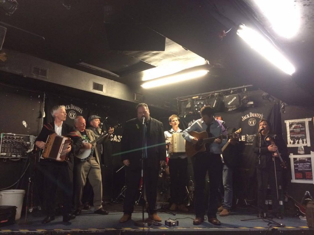 The Ship Inn, East Grinstead 20th January The Pogue Traders